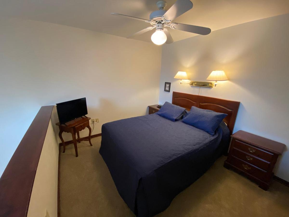 Baileys Harbor Yacht Club Resort Bagian luar foto