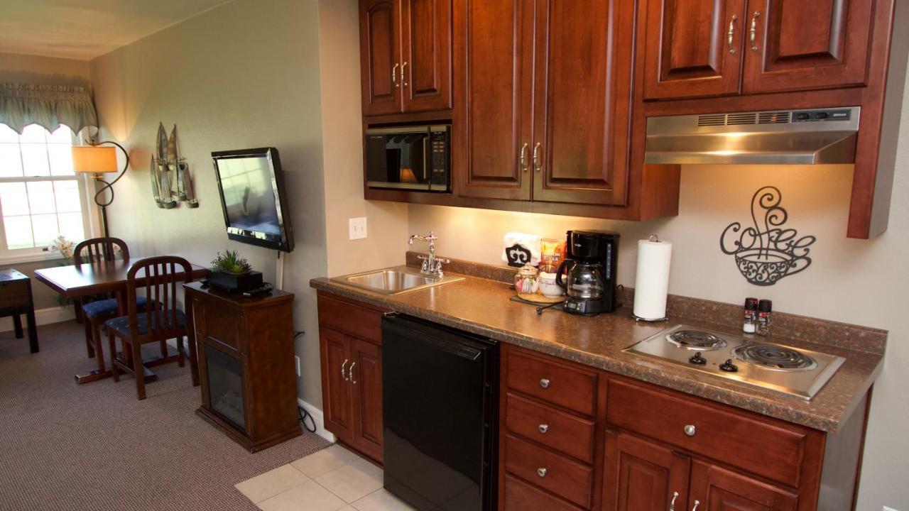 Baileys Harbor Yacht Club Resort Bagian luar foto