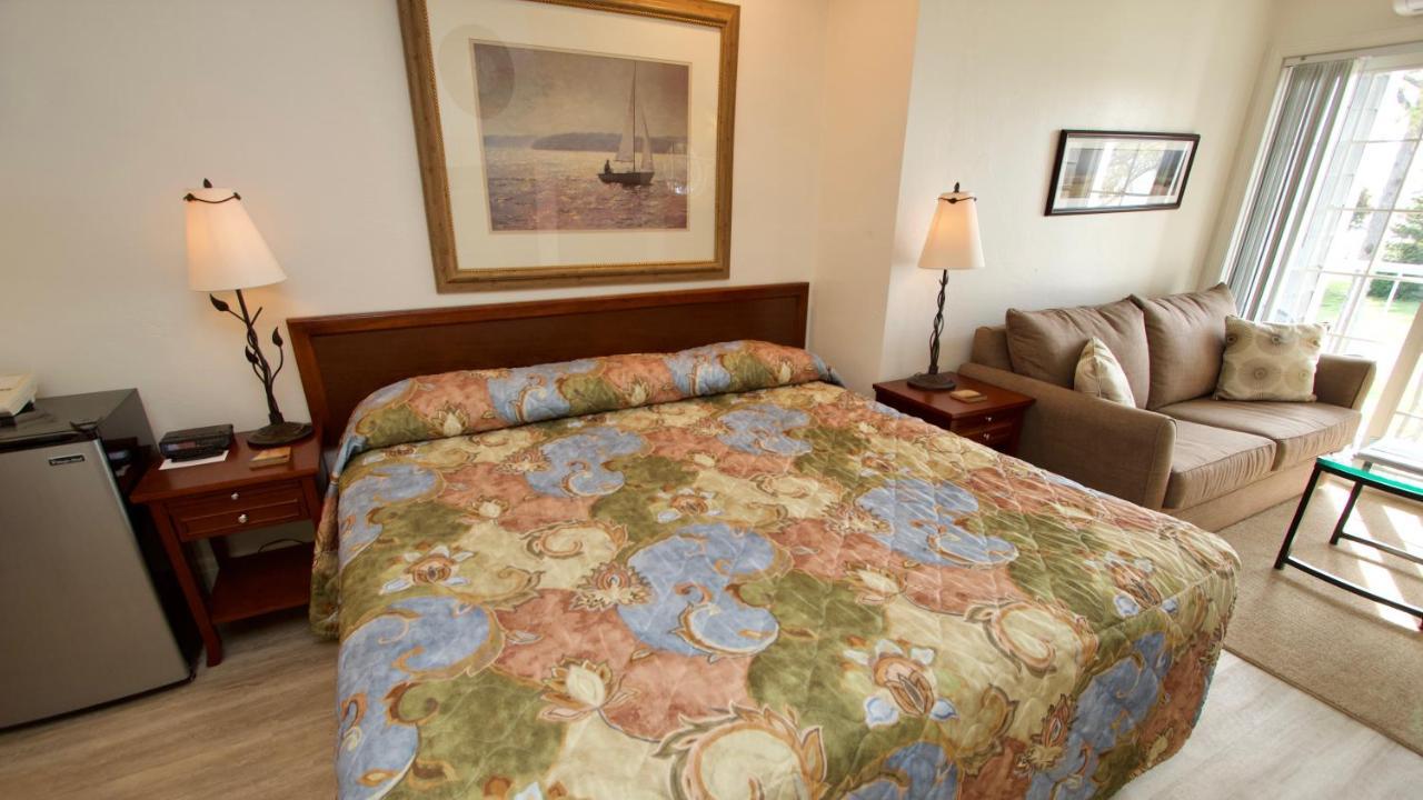 Baileys Harbor Yacht Club Resort Bagian luar foto