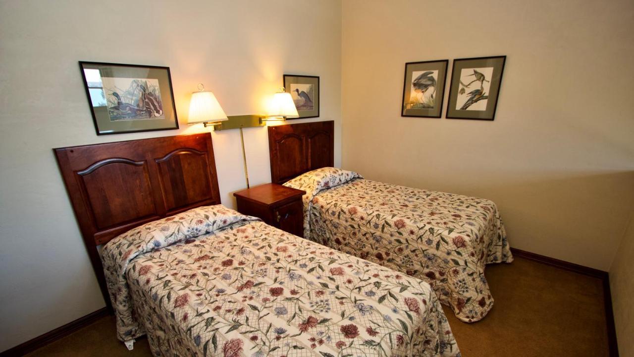 Baileys Harbor Yacht Club Resort Bagian luar foto