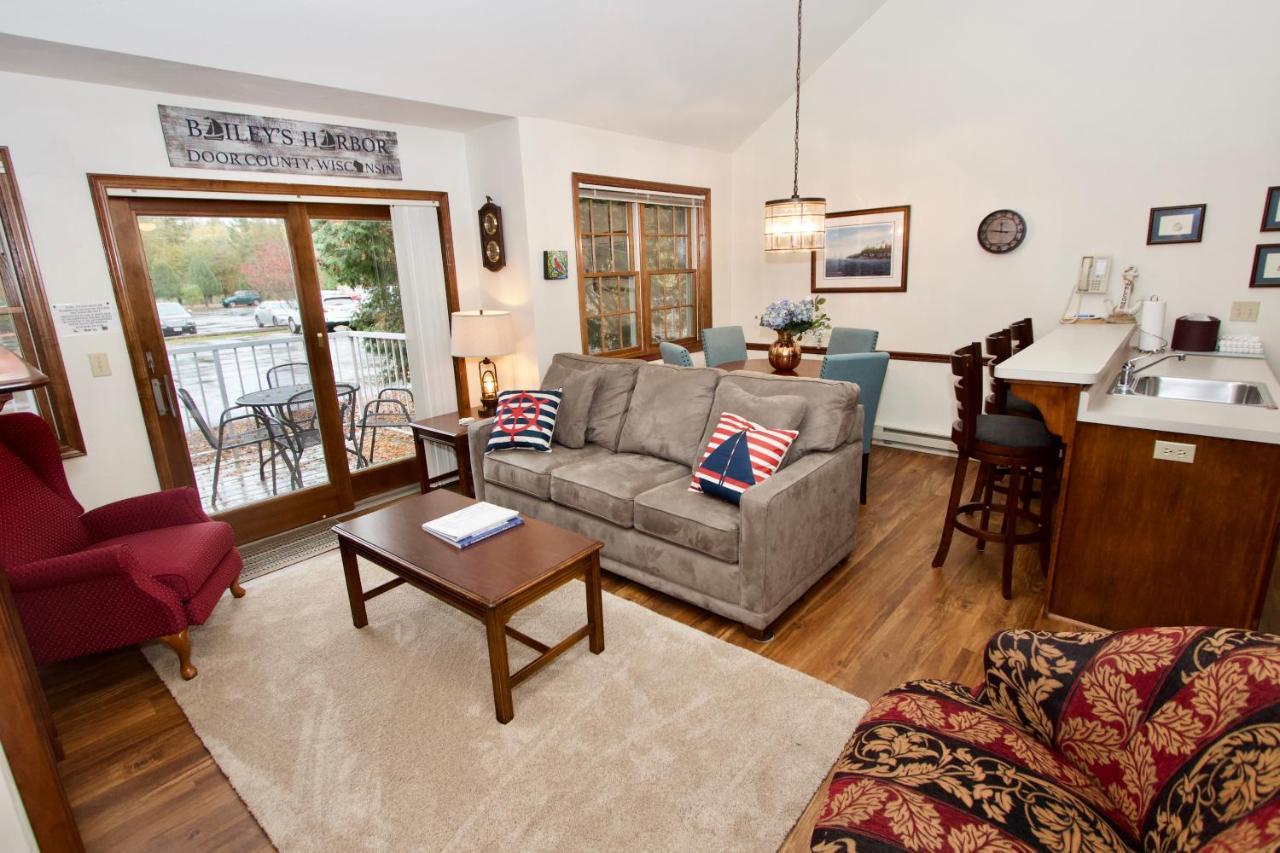 Baileys Harbor Yacht Club Resort Bagian luar foto