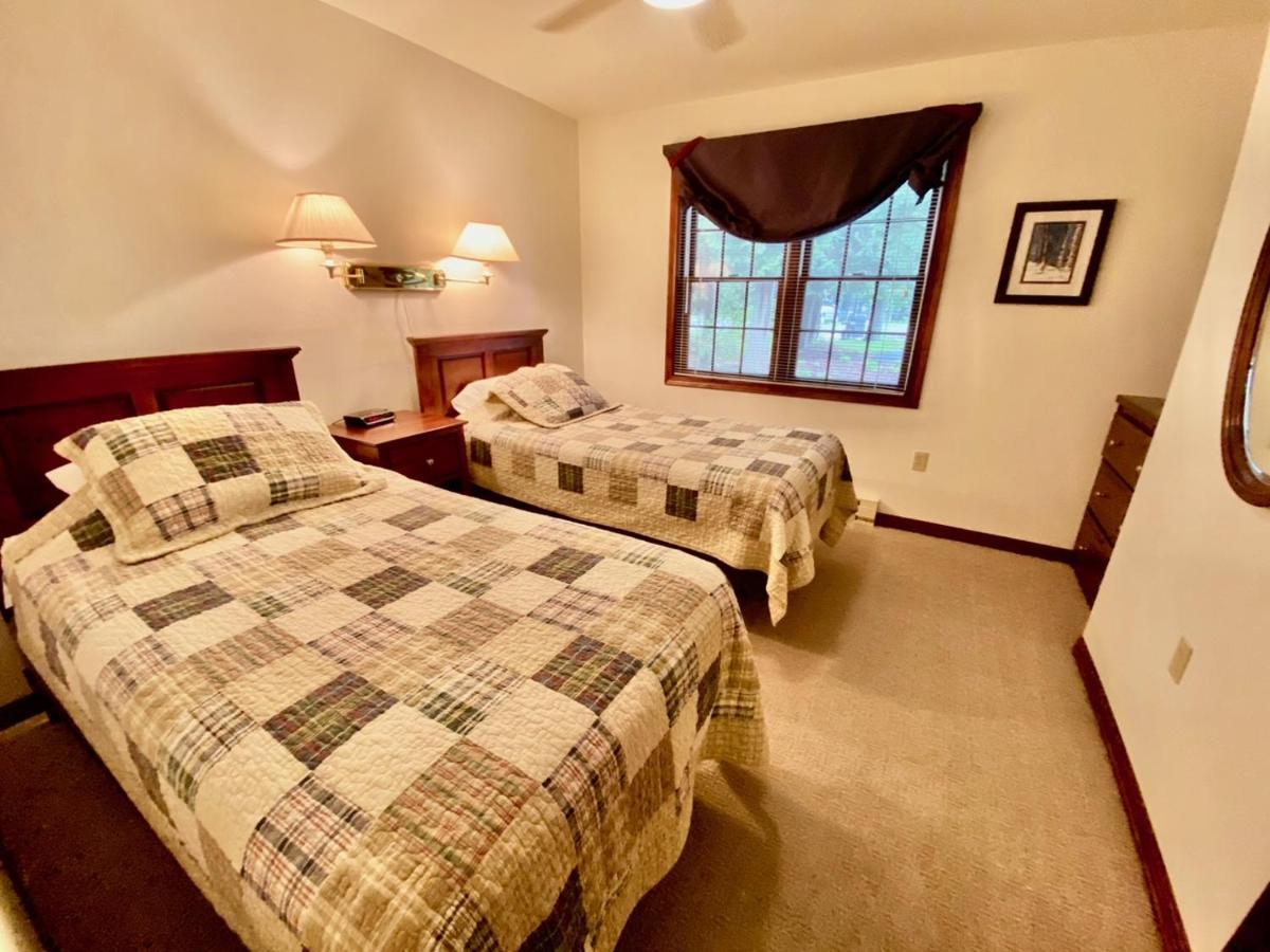 Baileys Harbor Yacht Club Resort Bagian luar foto